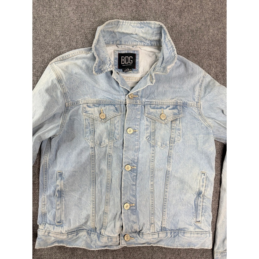 BDG Urban Outfitters Mens Trucker Denim Jacket Large Light Wash Button Front